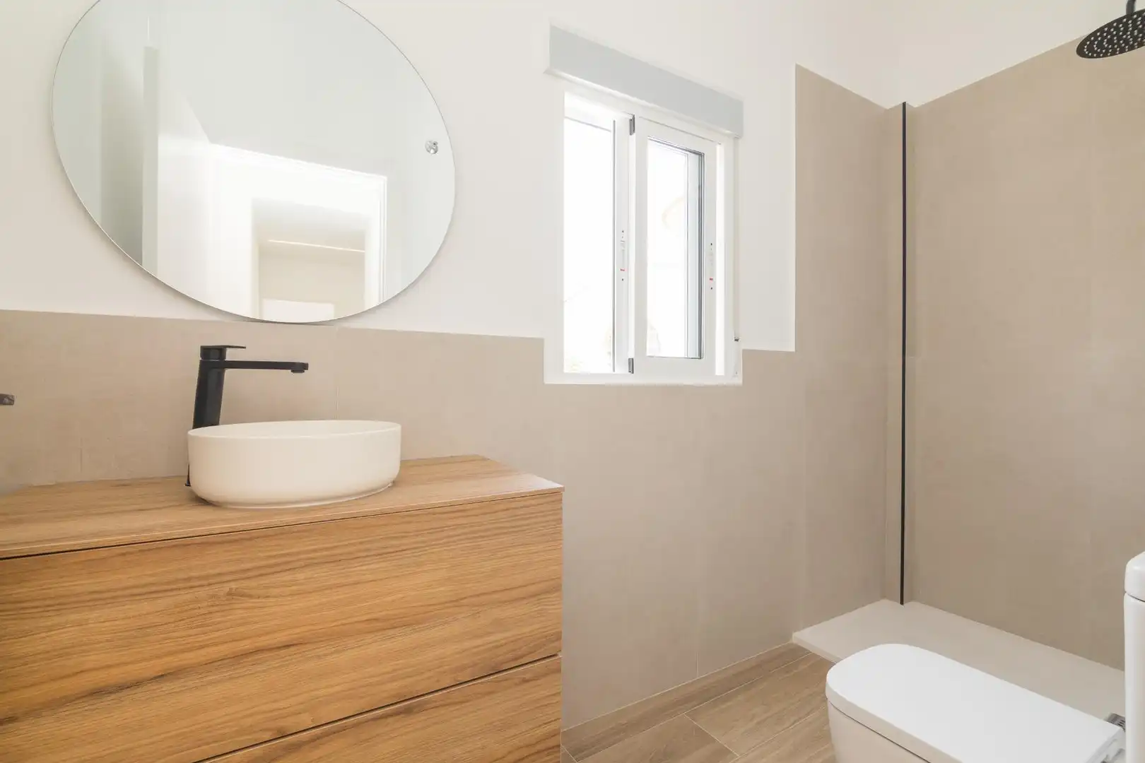 Baño de Dúplex en venta en Elche / Elx con Terraza