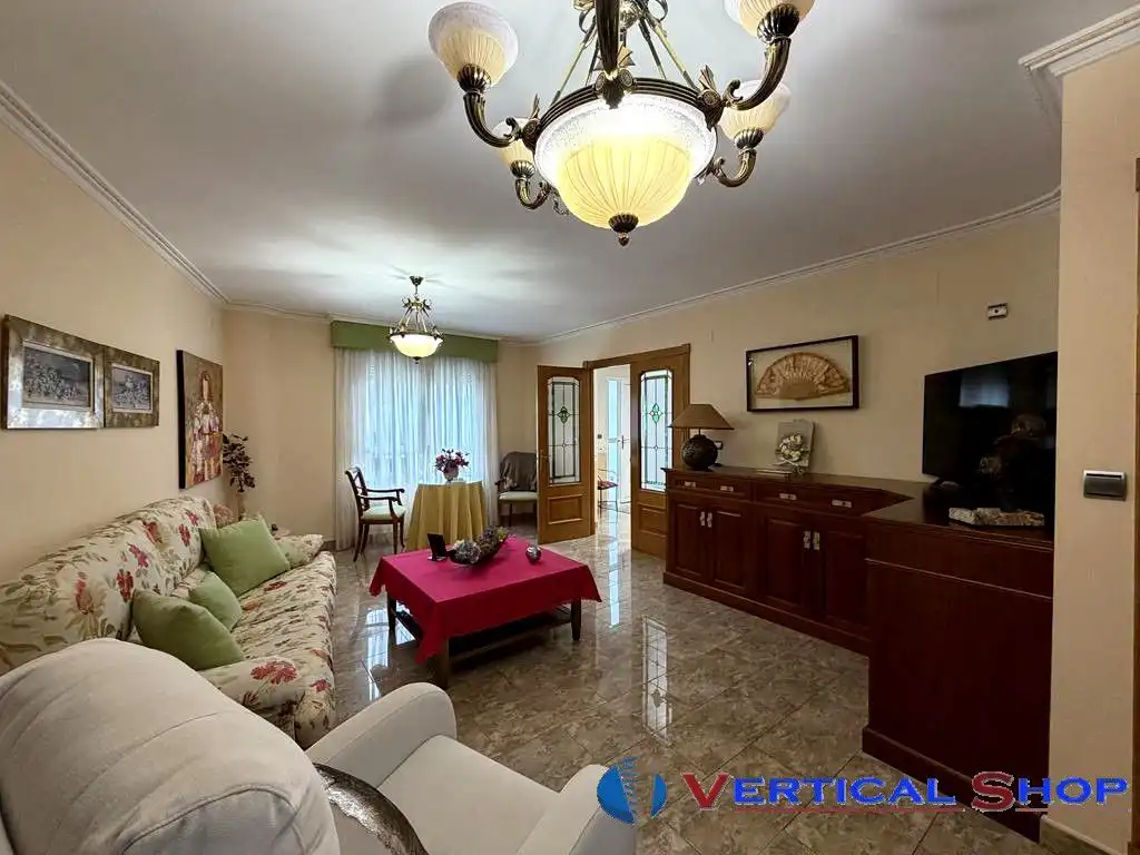 Sala de estar de Casa o chalet en venta en Villena con Aire acondicionado, Calefacción y Terraza