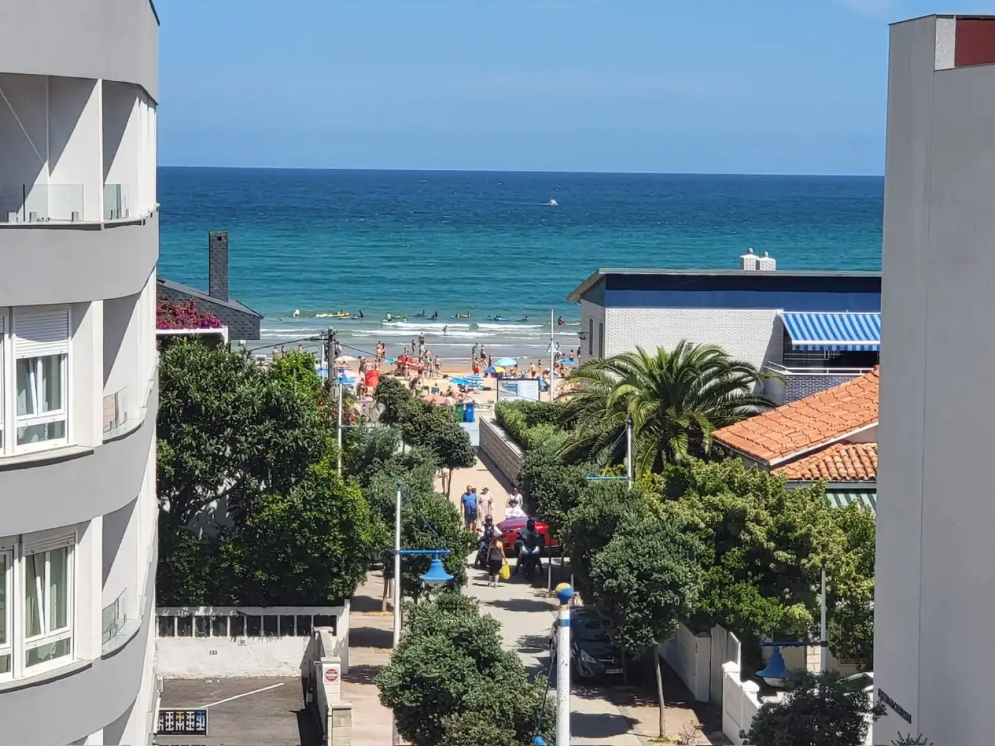 Vista exterior de Pis en venda en Suances amb Calefacció i Terrassa