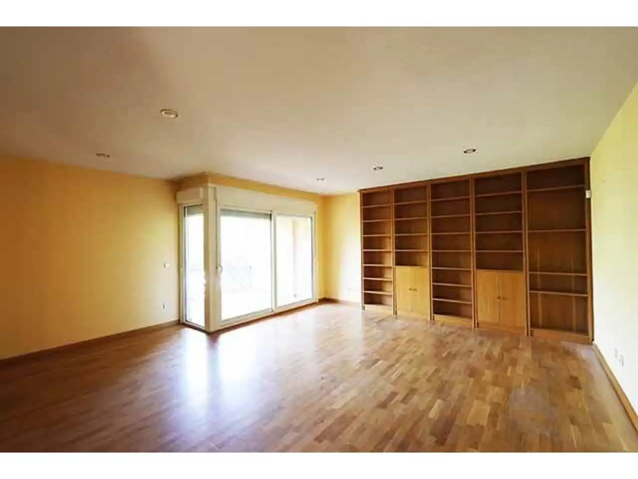 Sala d'estar de Dúplex en venda en San Lorenzo de El Escorial amb Terrassa i Traster