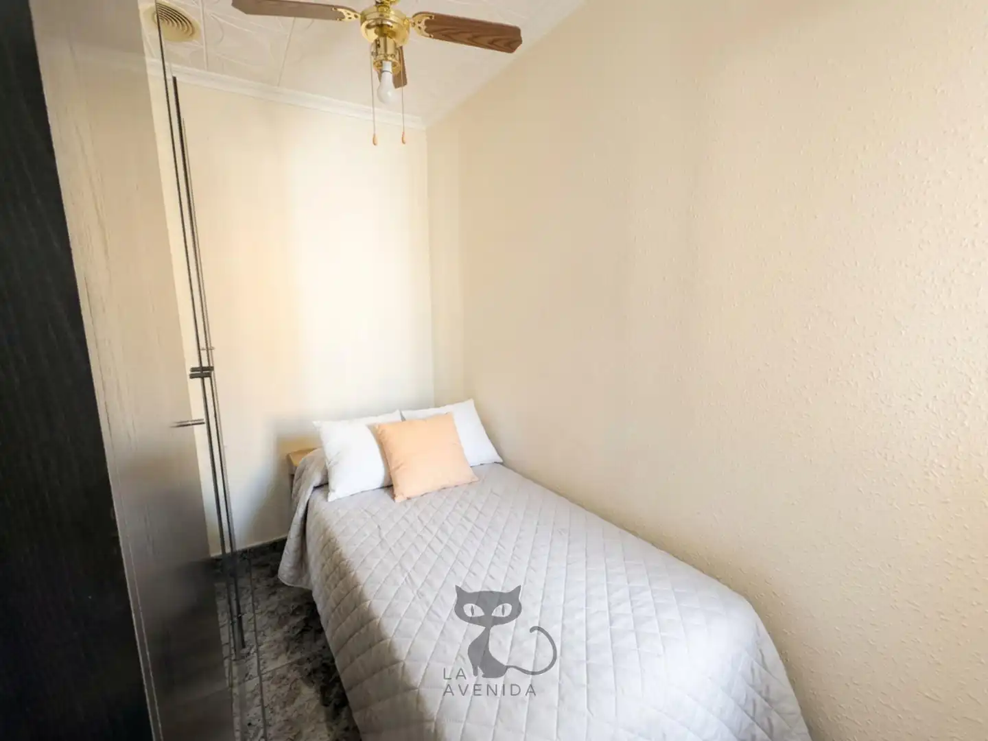 Habitación de Apartamento en venta en Catarroja
