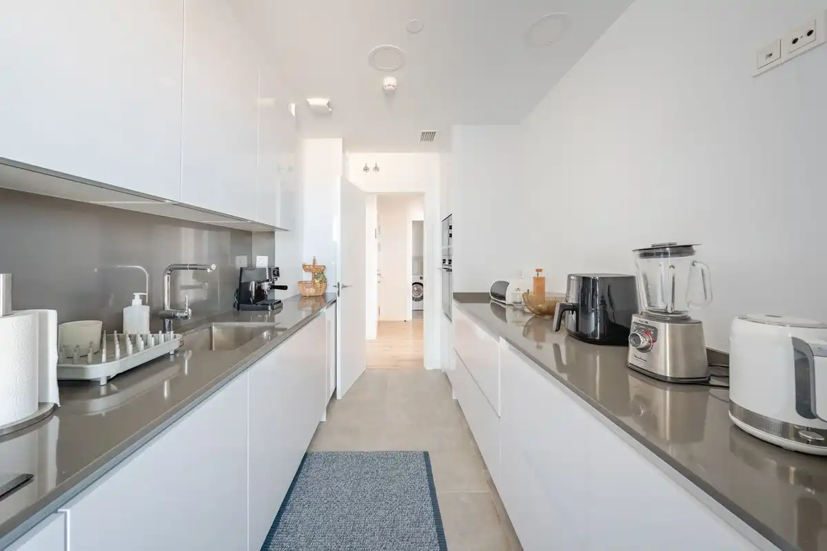 Cuina de Apartament en venda en Málaga amb Aire condicionat, Terrassa i Moblat