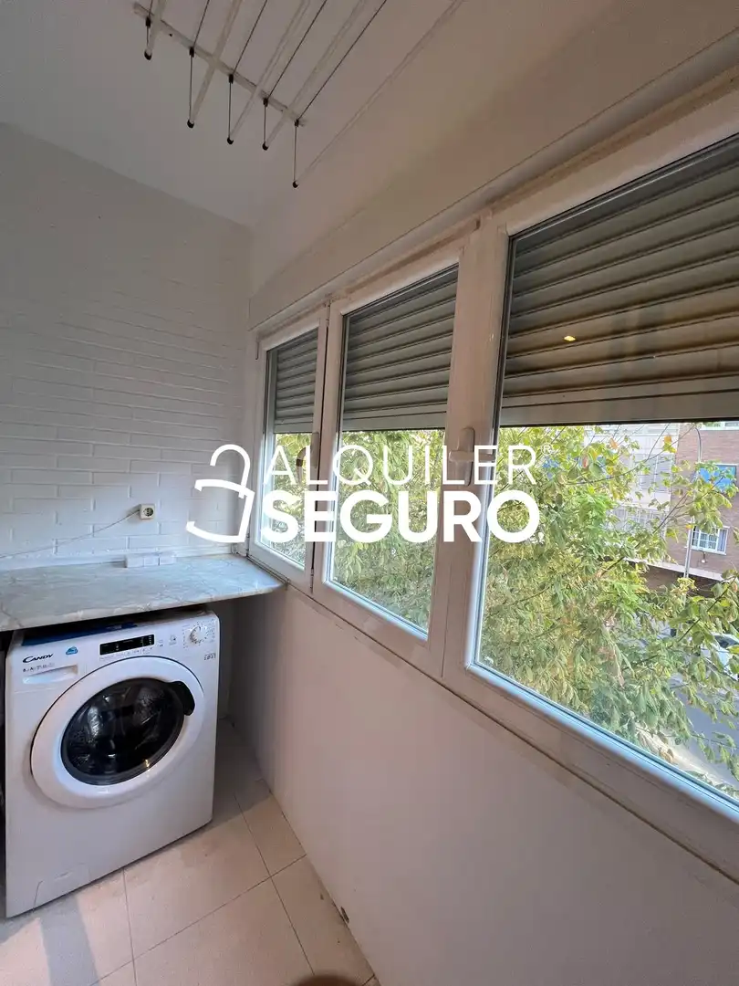 Terraza de Piso de alquiler en Madrid con Calefacción y Amueblado