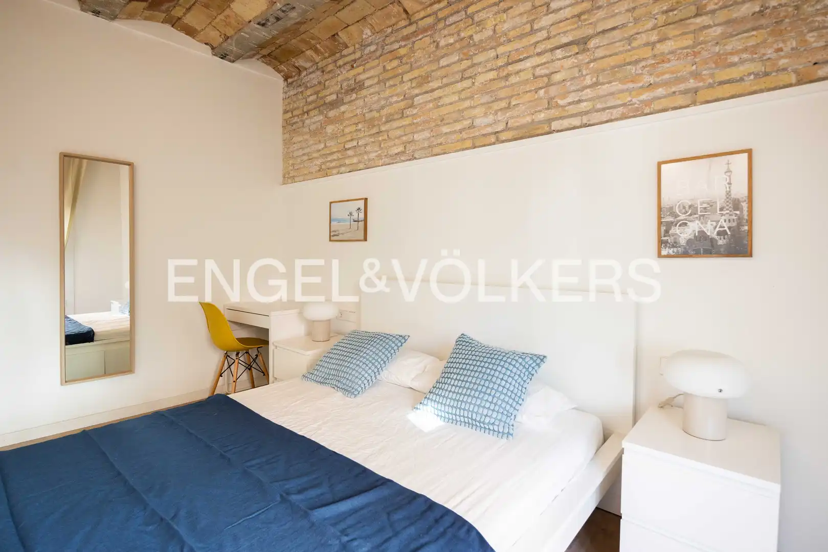 Bedroom of Flat for sale in Barcelona  with Air Conditioner, Heating and Private garden