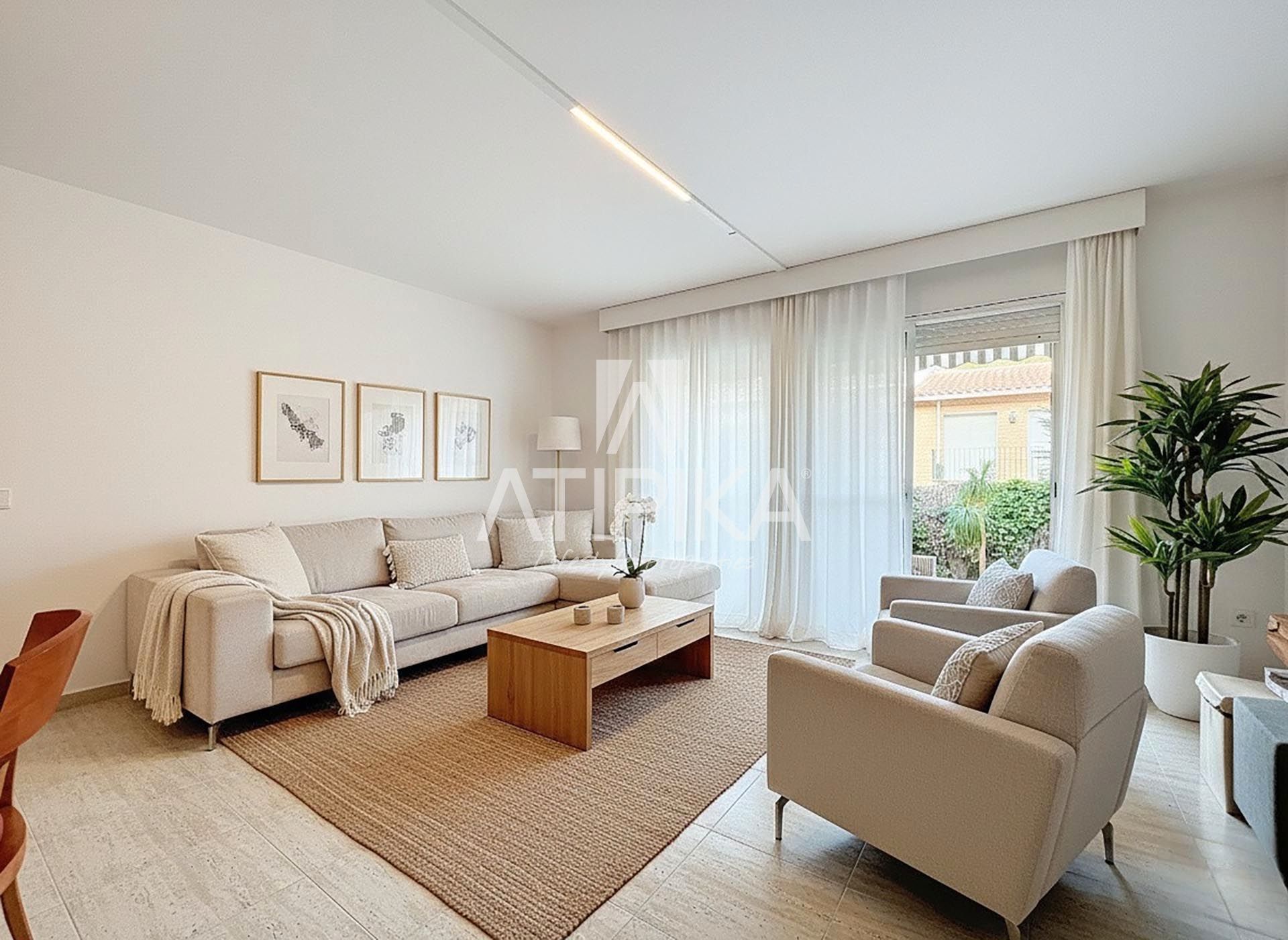 Sala d'estar de Casa o xalet en venda en Sitges amb Aire condicionat, Calefacció i Forn