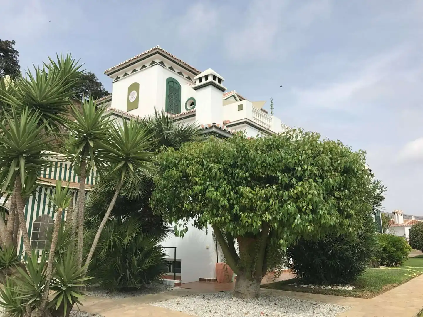 Chalet con piscina en venta en Urbanización Santa Rosa, imagen 2