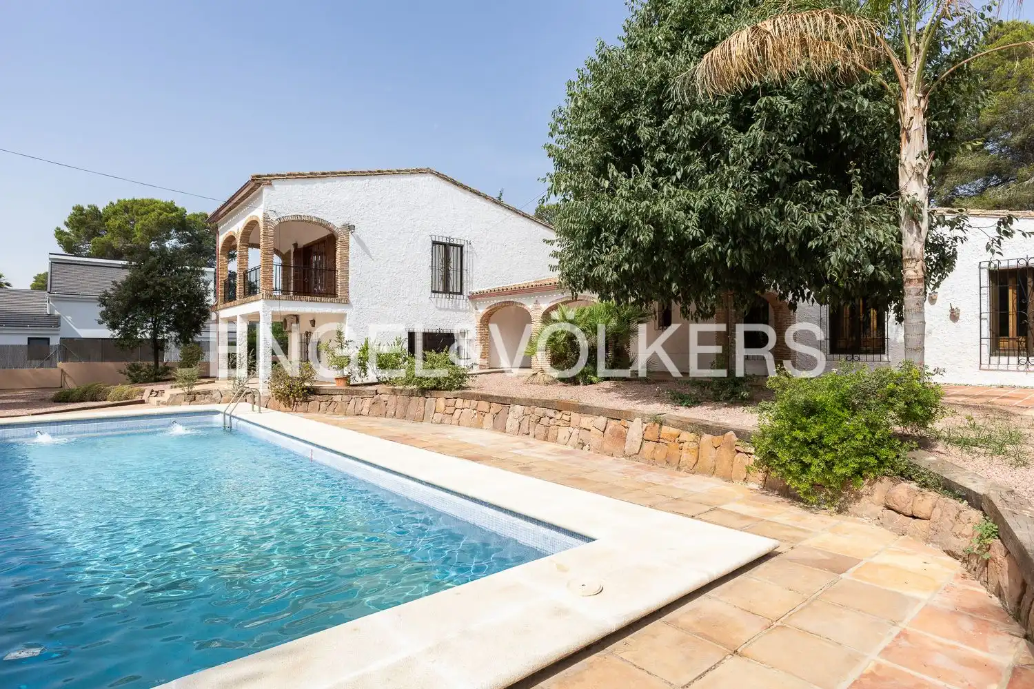 Vista exterior de Casa o chalet de alquiler en Paterna con Aire acondicionado, Calefacción y Jardín privado