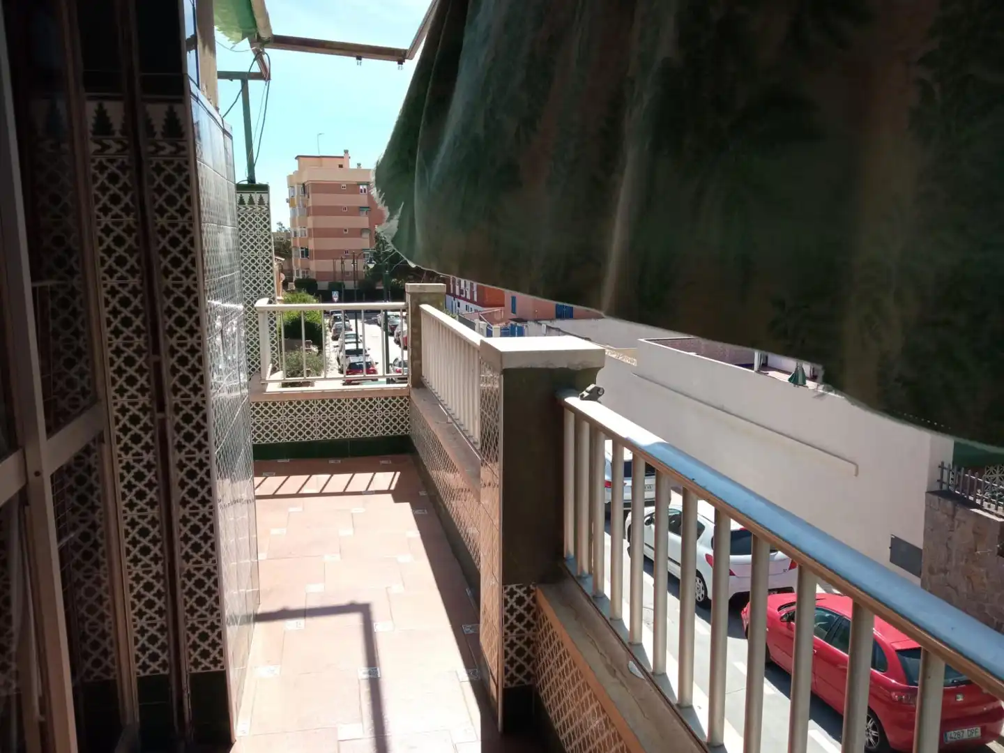 Vista exterior de Casa o xalet en venda en Málaga amb Jardí privat, Terrassa i Traster