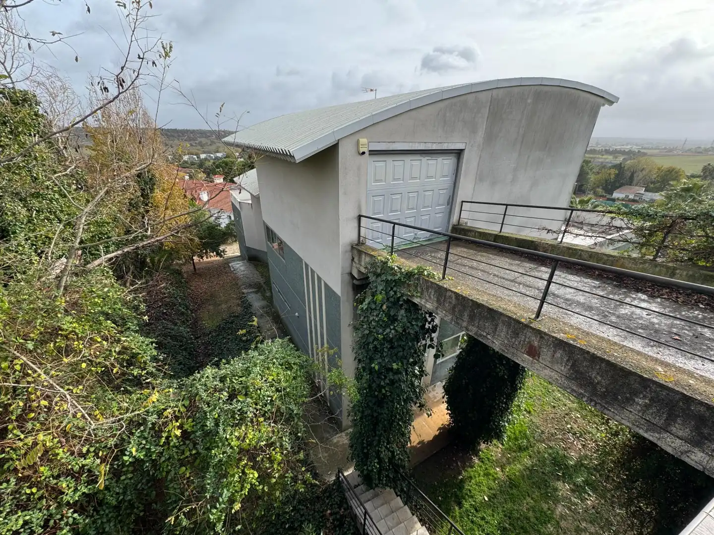 Vista exterior de Casa o xalet en venda en Badajoz amb Aire condicionat, Calefacció i Jardí privat
