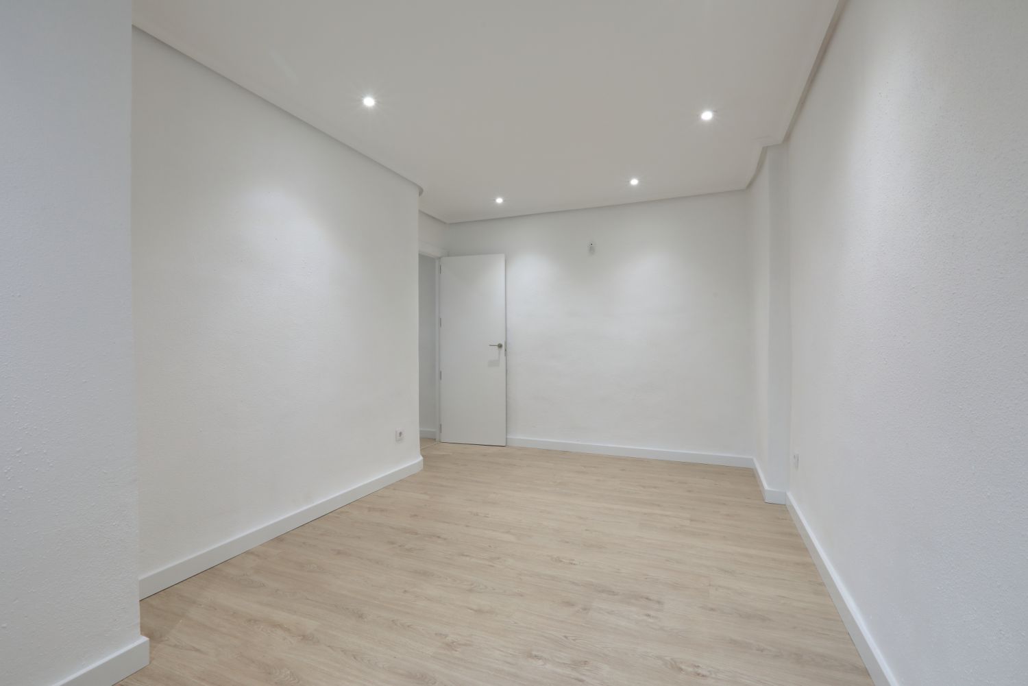 Pis en venda en  Logroño amb Calefacció i Parquet