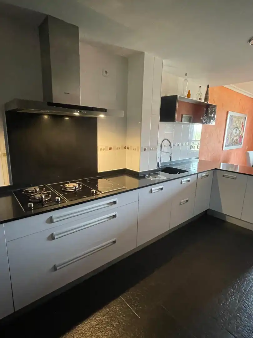 Flat for sale in Calle Polonia, Nuevo Parque