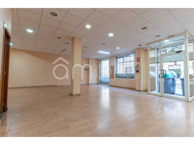 Local comercial en Alquiler en Centre