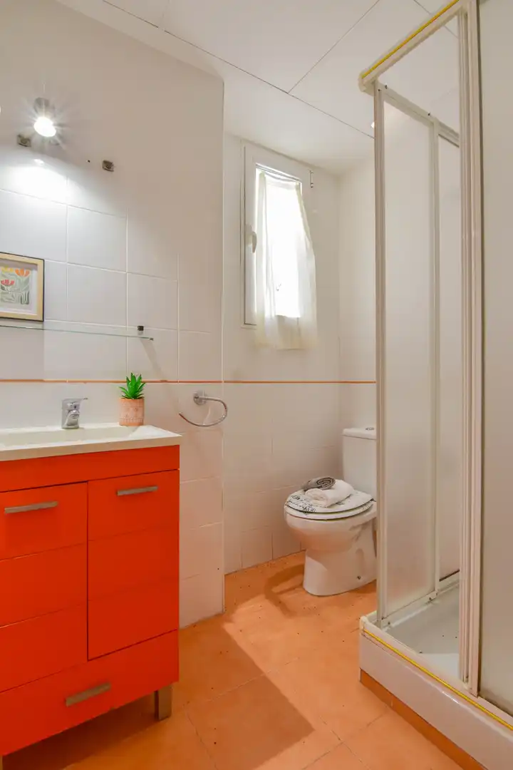 Bathroom of Detached homes for sale in Emperador  with Heating, Terrace and Balcony