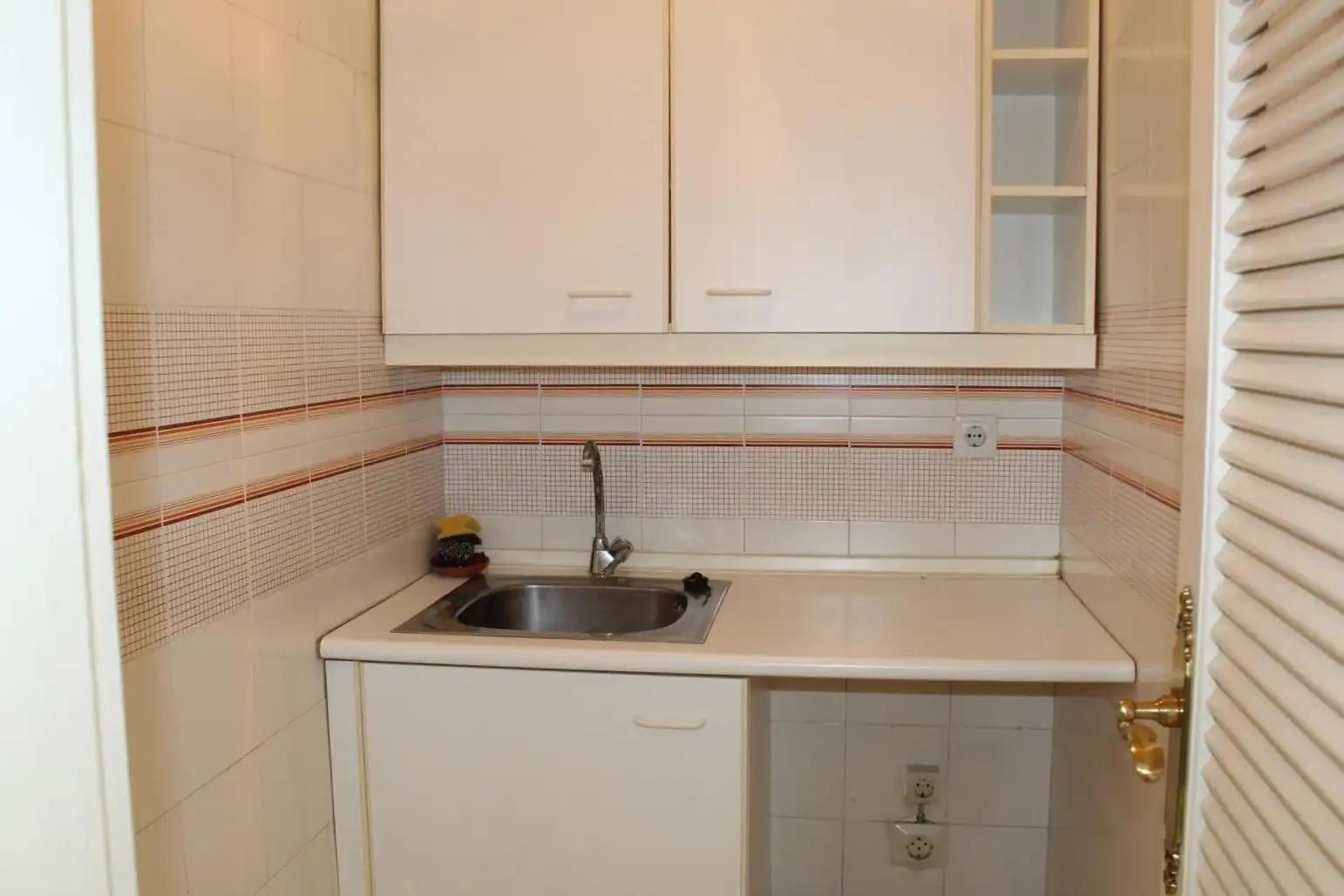 Cuina de Local en venda en Roquetas de Mar ciudad