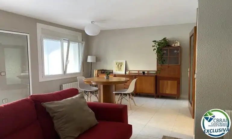 Sala d'estar de Casa o xalet en venda en Roses amb Calefacció, Jardí privat i Terrassa