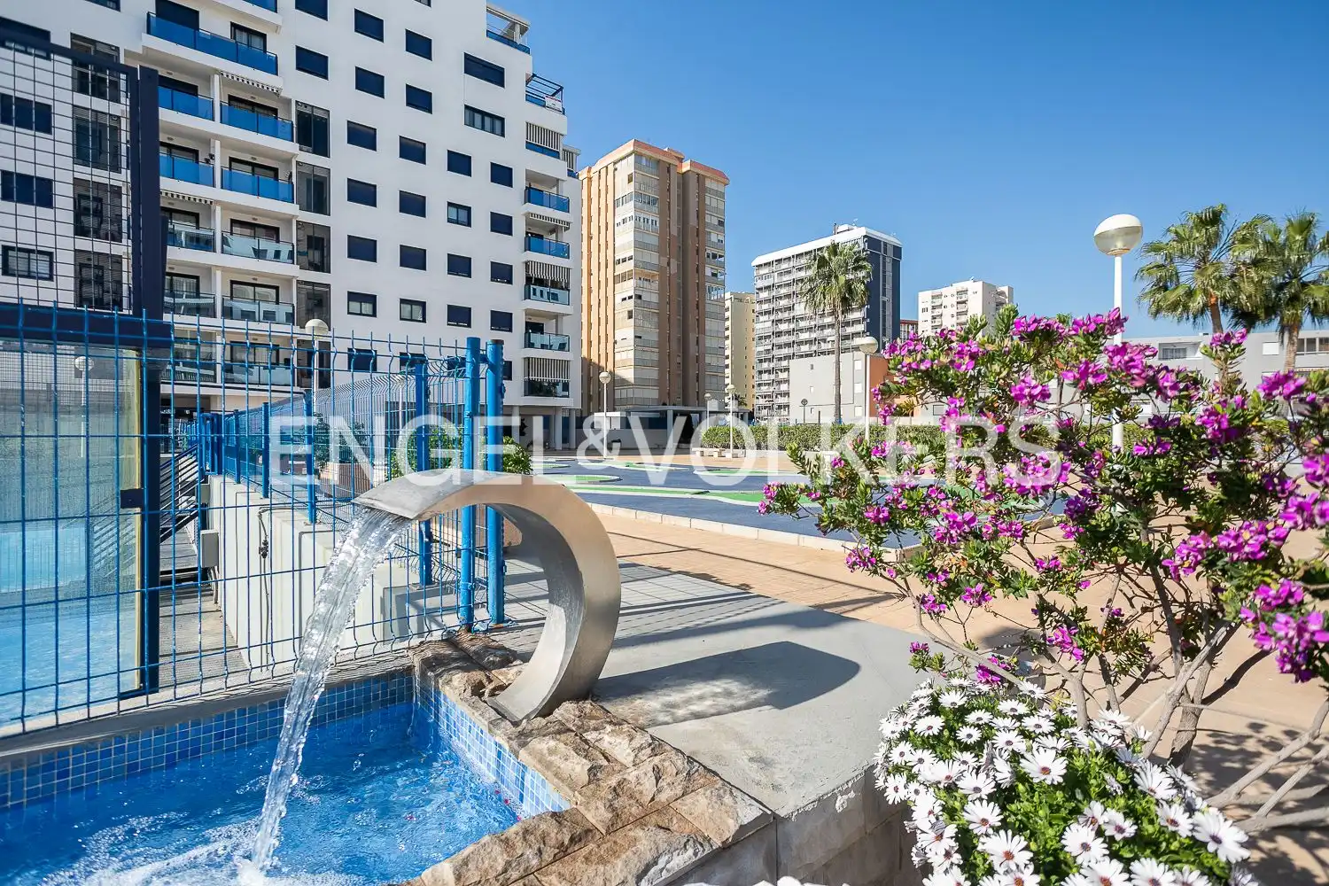 Piscina de Pis de lloguer en La Pobla de Farnals amb Aire condicionat, Calefacció i Jardí privat