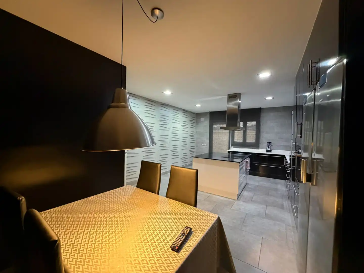 Kitchen of Houses for sale in Albesa  with Air Conditioner, Heating and Parquet flooring