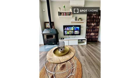 Foto 2 de Pis de lloguer a Castellnou - Can Mir - Can Solà, Barcelona