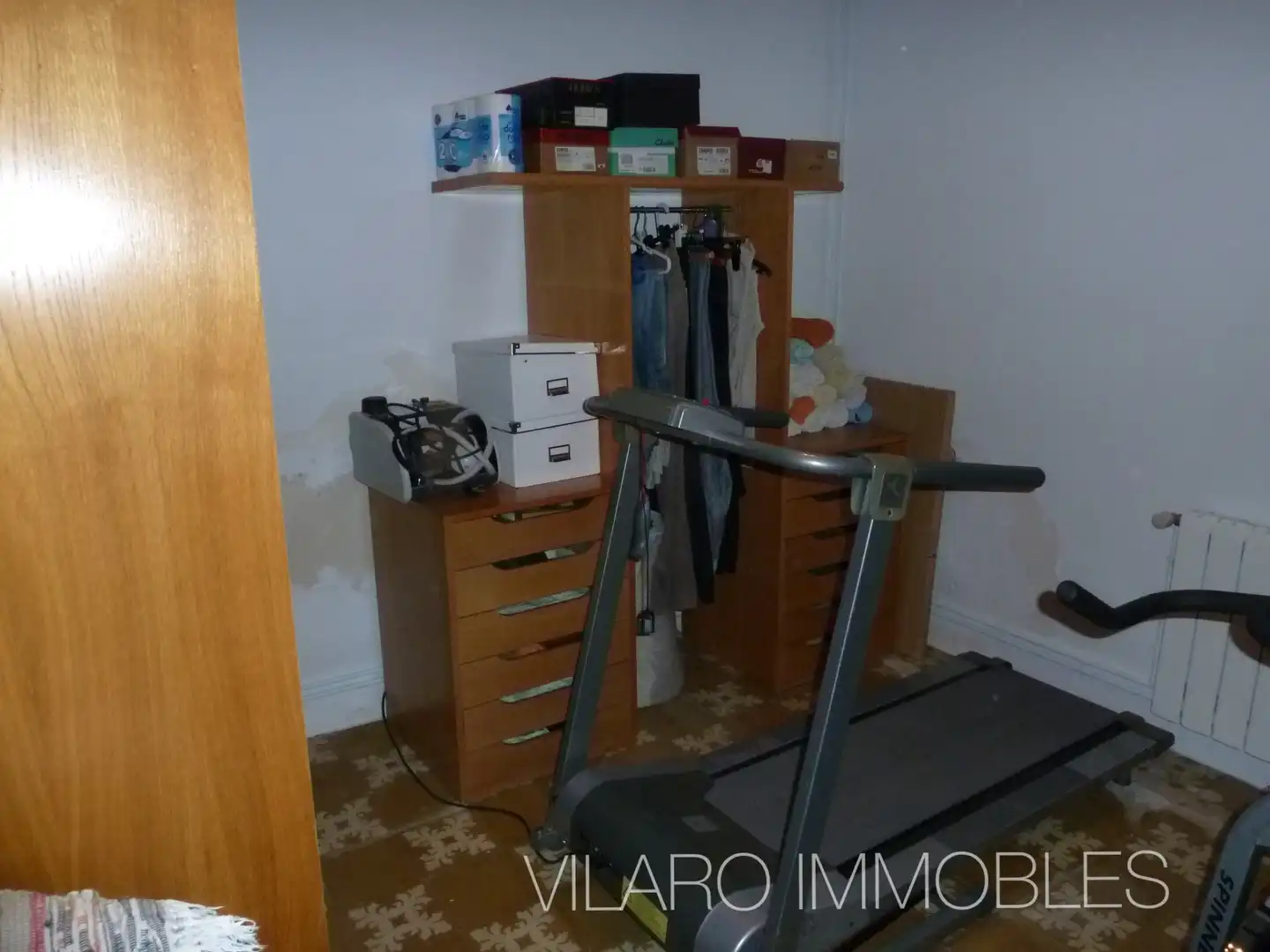 Wohnung zum Verkauf in Terrassa mit Heizung, Ofen und Alarm
