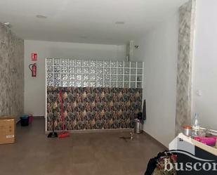 Premises to rent in Linares  with Air Conditioner