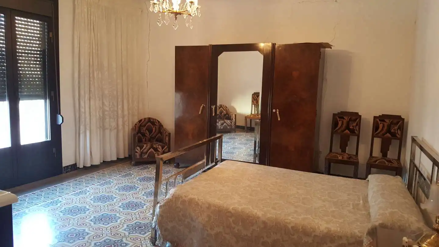Habitación de Casa o chalet en venta en Velilla de Ebro con Calefacción, Trastero y Amueblado