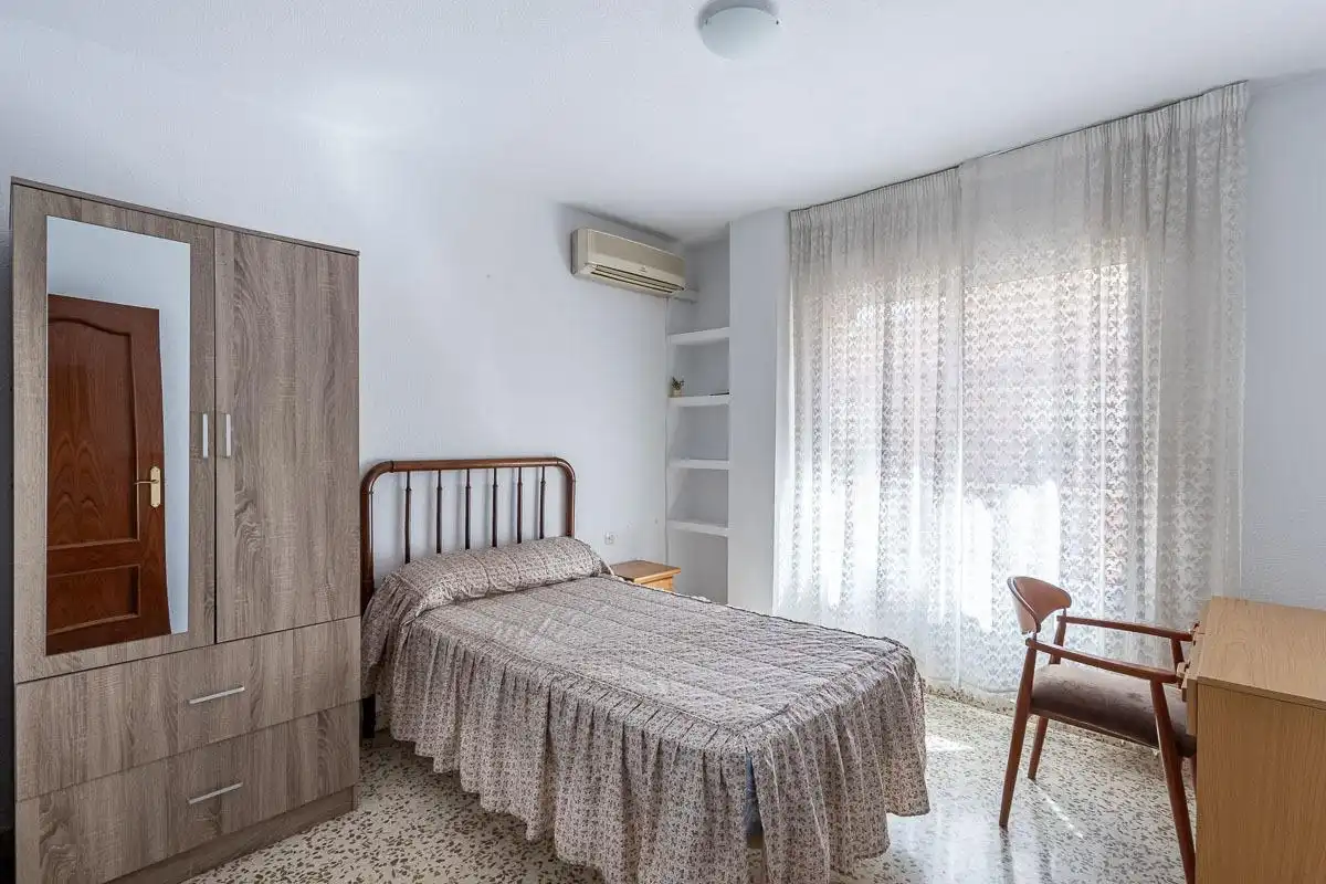 Flat with lift to rent in Beiro, imagen 13