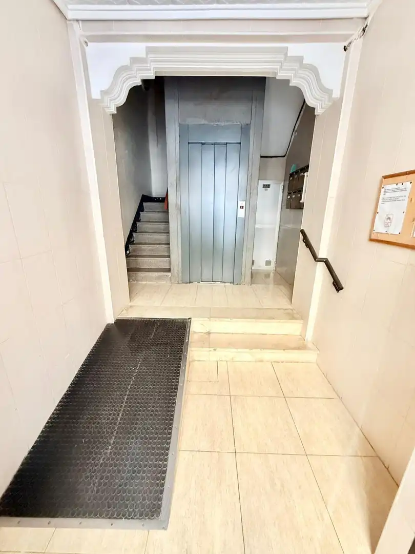 Flat for rent in Calle Calle Pintor Vila Prades, La Petxina