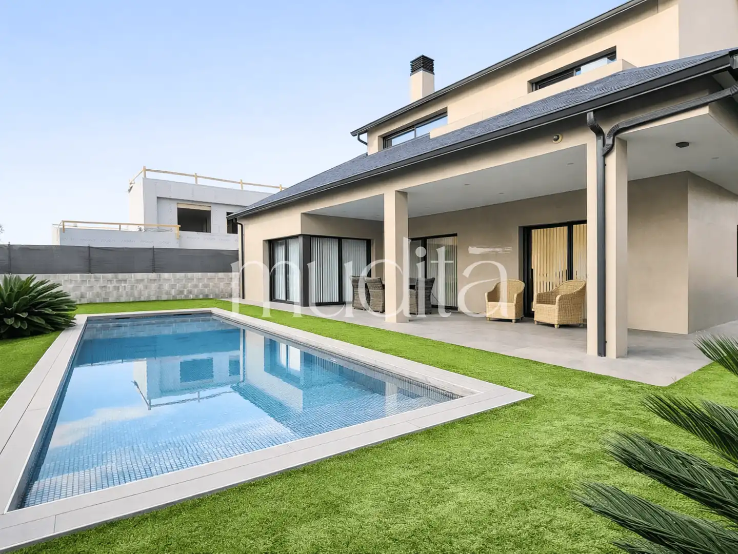 Schwimmbecken von Haus oder Chalet zum Verkauf in Palau-solità i Plegamans mit Heizung, Privatgarten und Terrasse