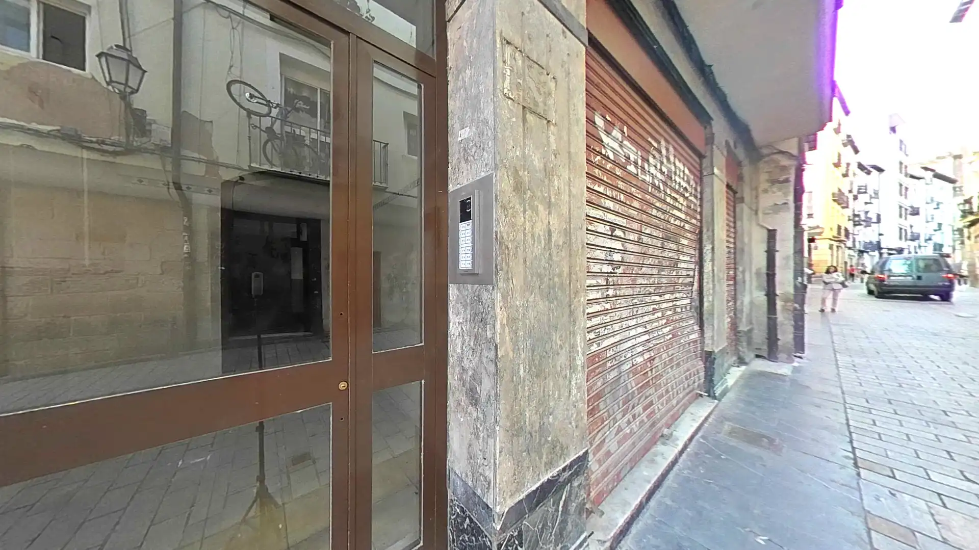 Vista exterior de Pis en venda en  Logroño