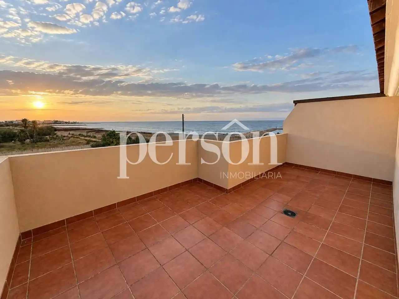 Chalet en venta en La Torre - Playa de Chilches, imagen 2
