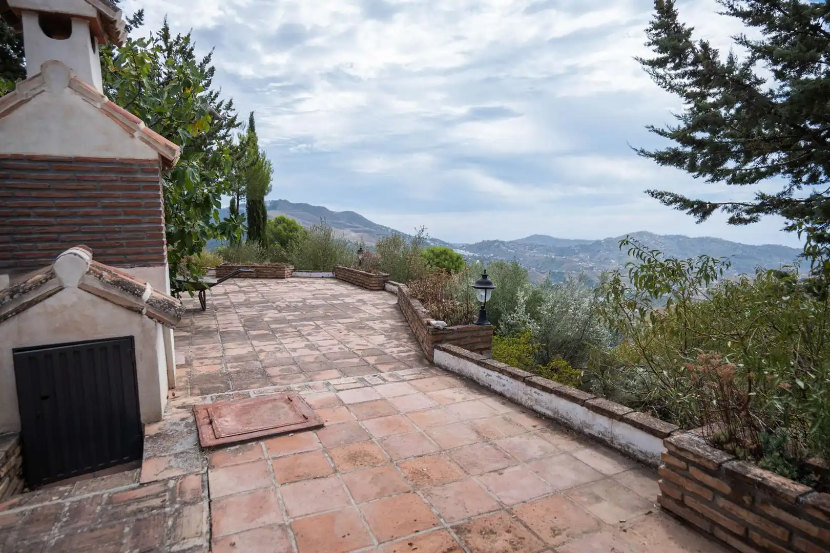 Terrace of Houses for sale in Canillas de Albaida  with Air Conditioner, Private garden and Terrace