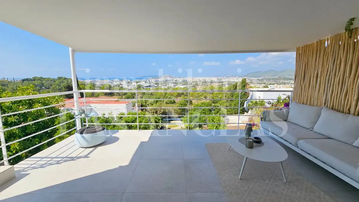 Casa amb piscina en venda a Jesús, imagen 2