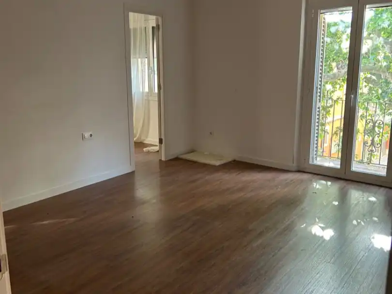 Wohnung mit Aufzug zum Verkauf in Carrer de Prat de la Riba 3