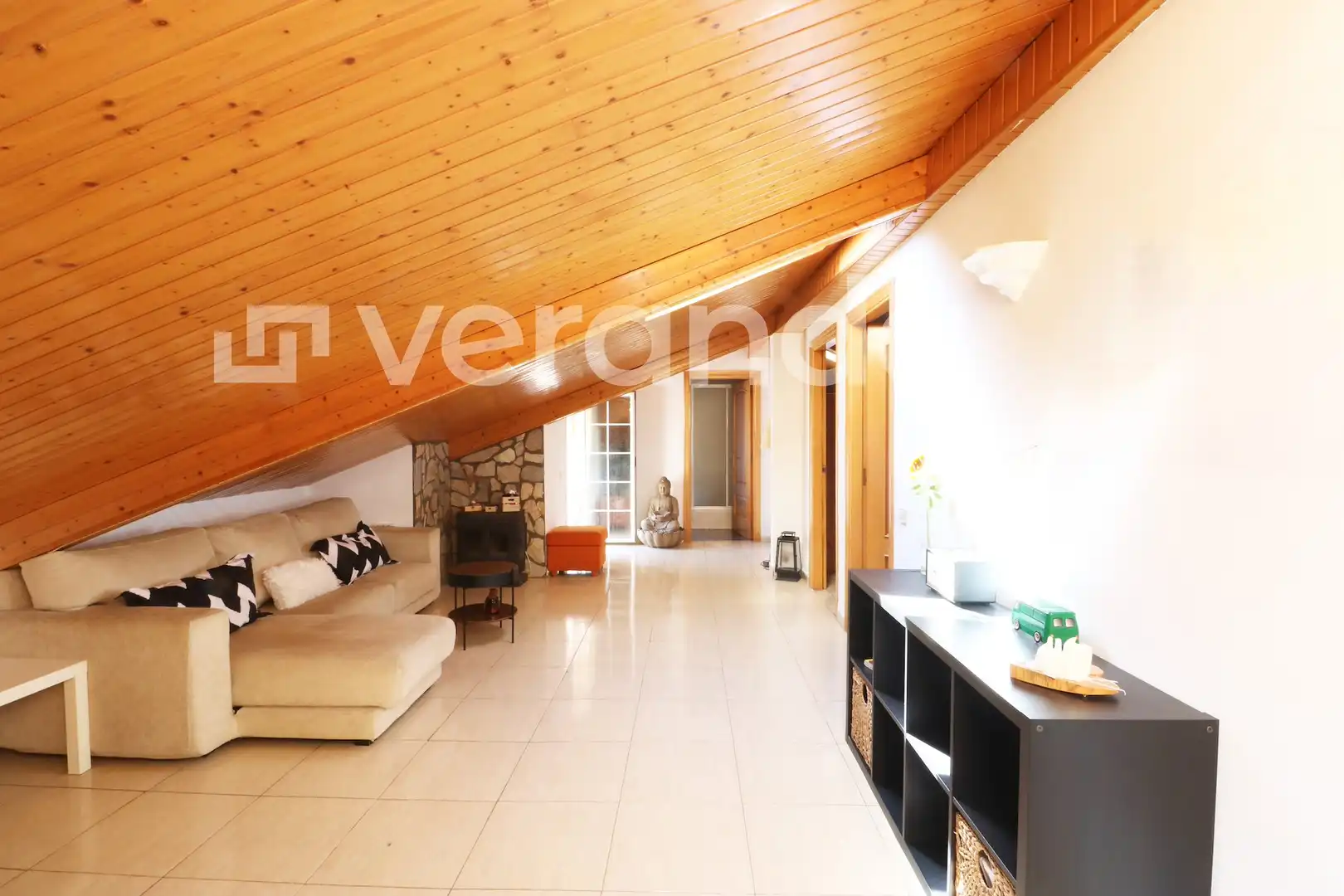 Sala d'estar de Dúplex en venda en Ripollet amb Calefacció, Terrassa i TV