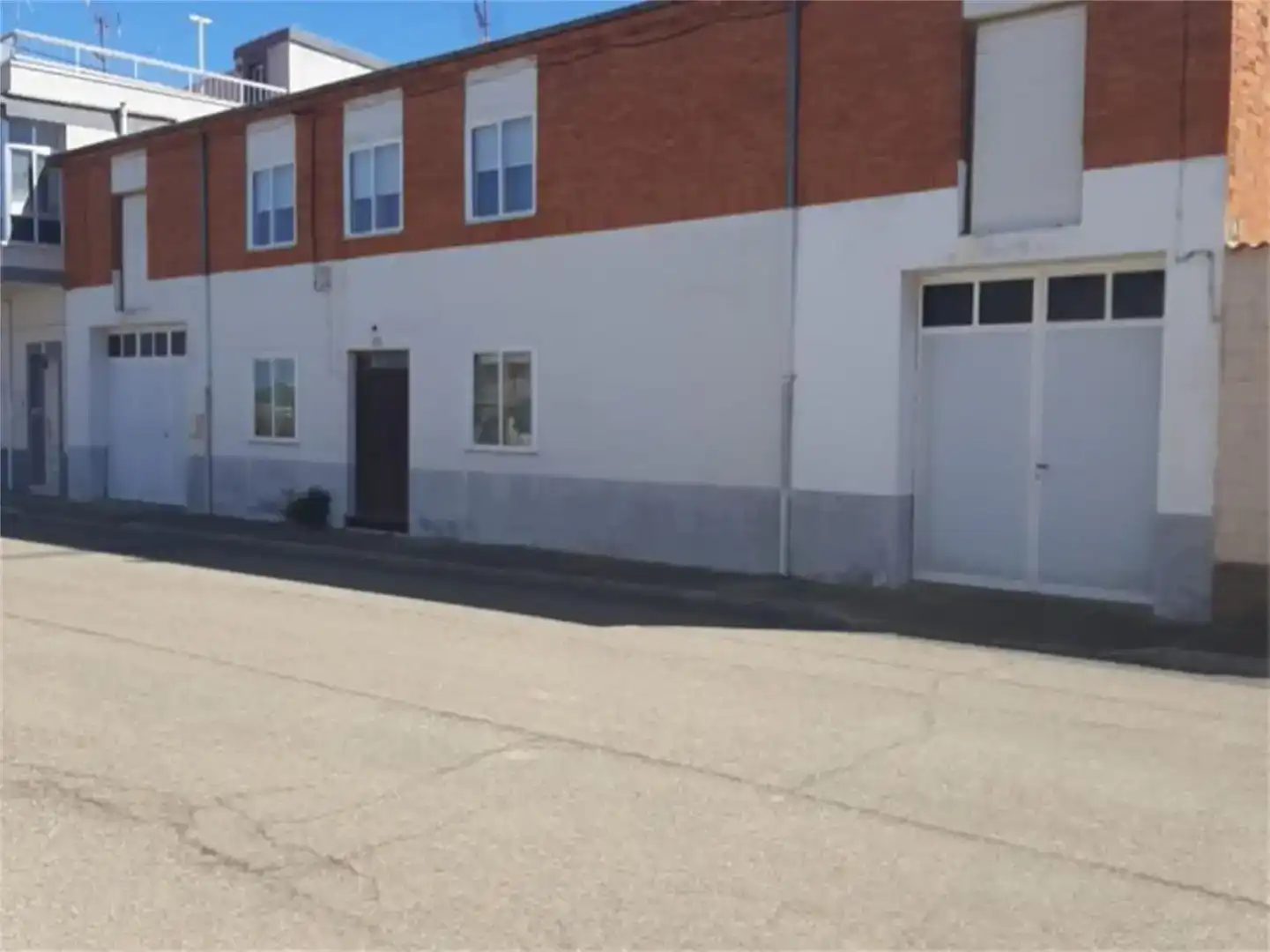 Vista exterior de Casa o xalet en venda en Valdefuentes del Páramo