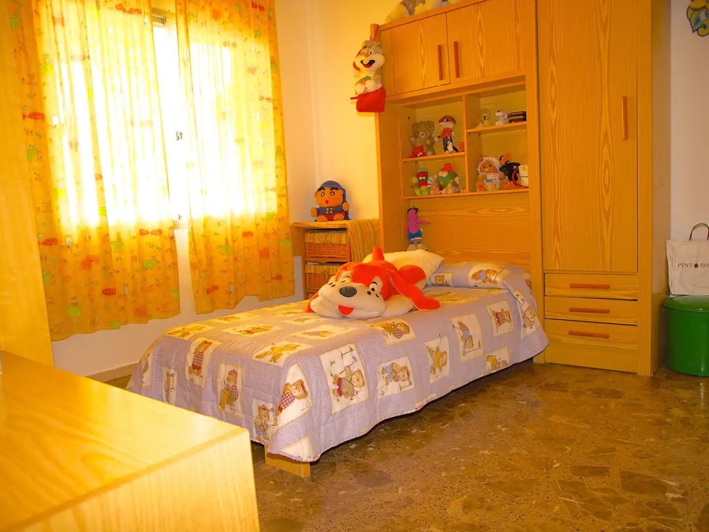 Dormitori de Casa o xalet en venda en Terrassa amb Jardí privat, Terrassa i Traster