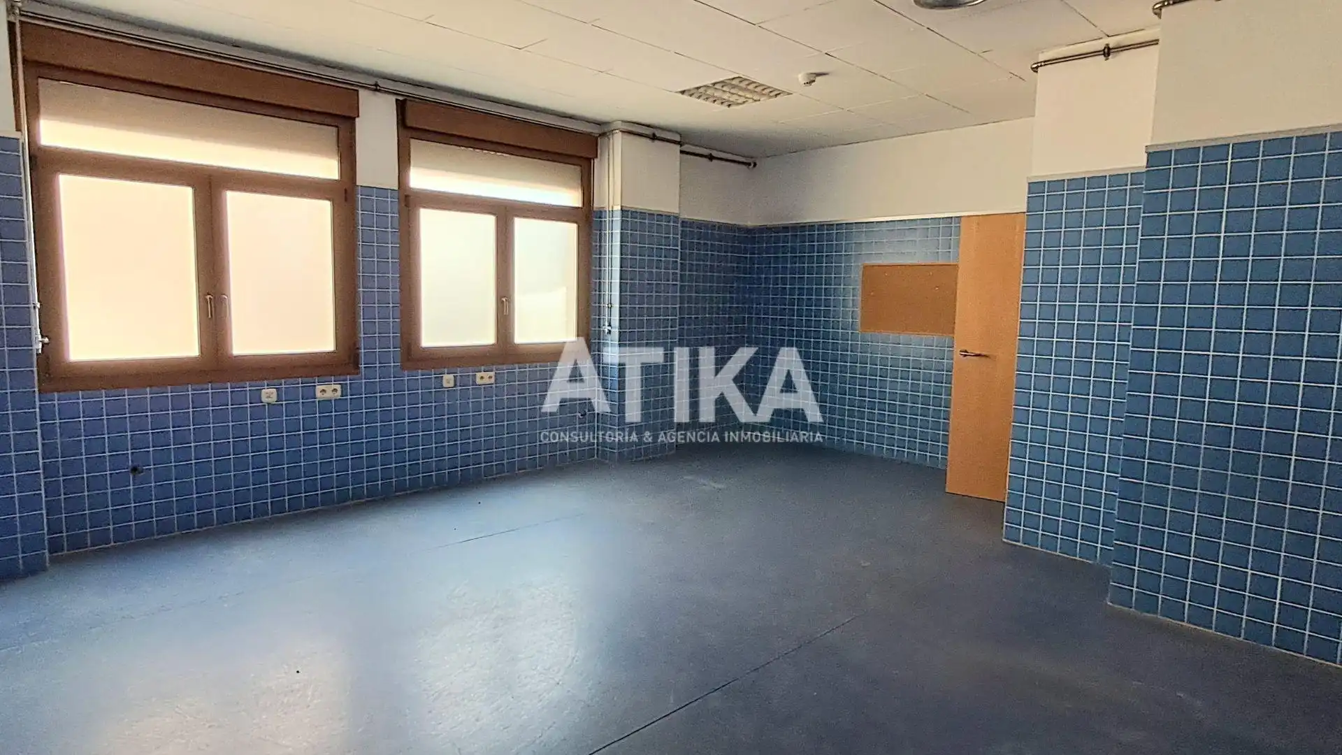 Business premises to rent in Sant Josep - Zona Hospital, imagen 3