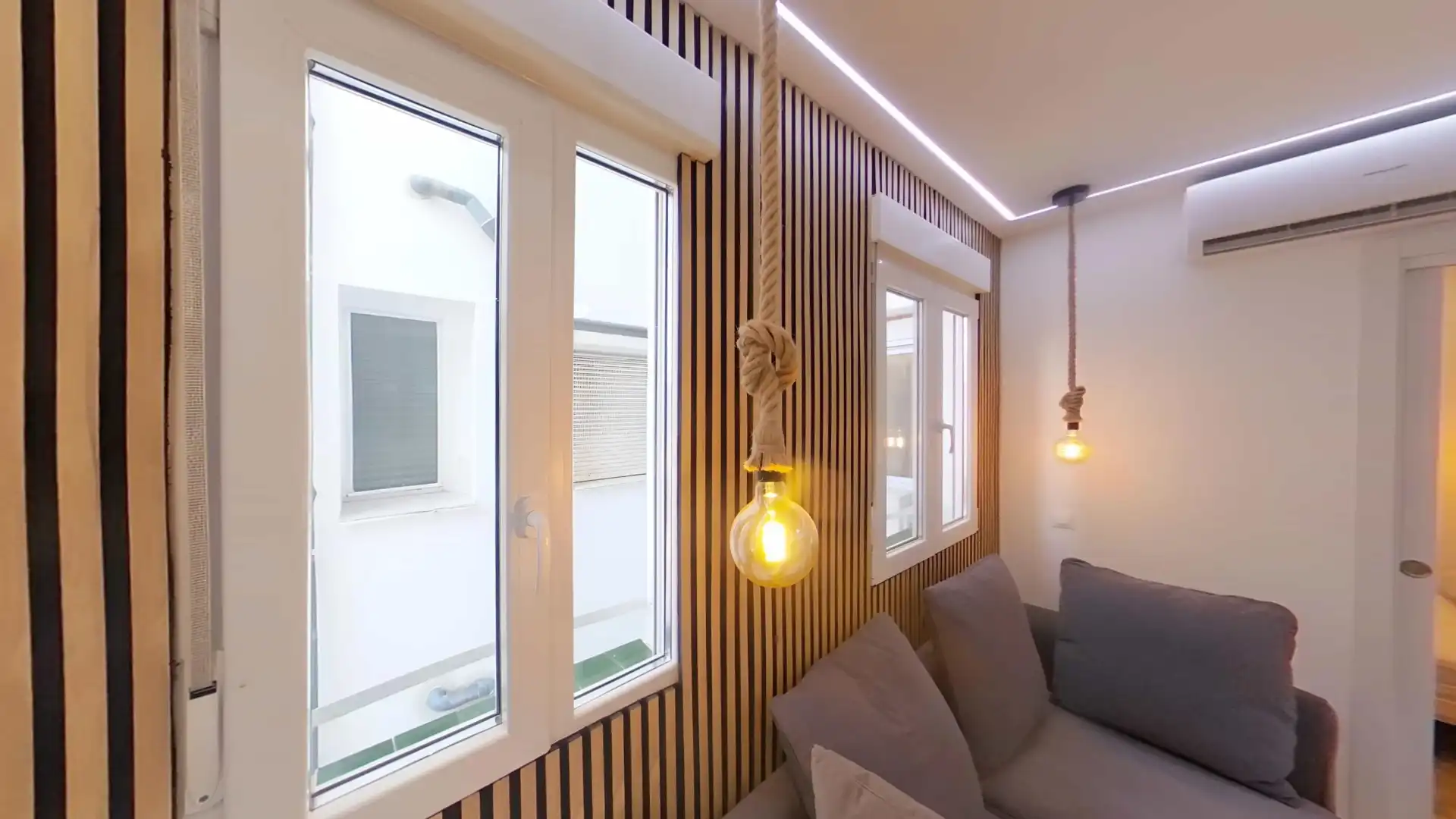 Flat for rent in Calle de Villaamil, Berruguete