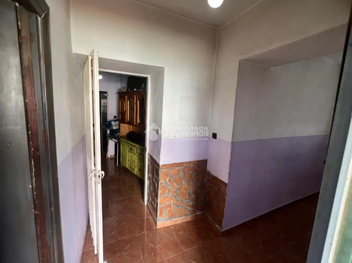 Casa adosada en venta en Sayalonga
