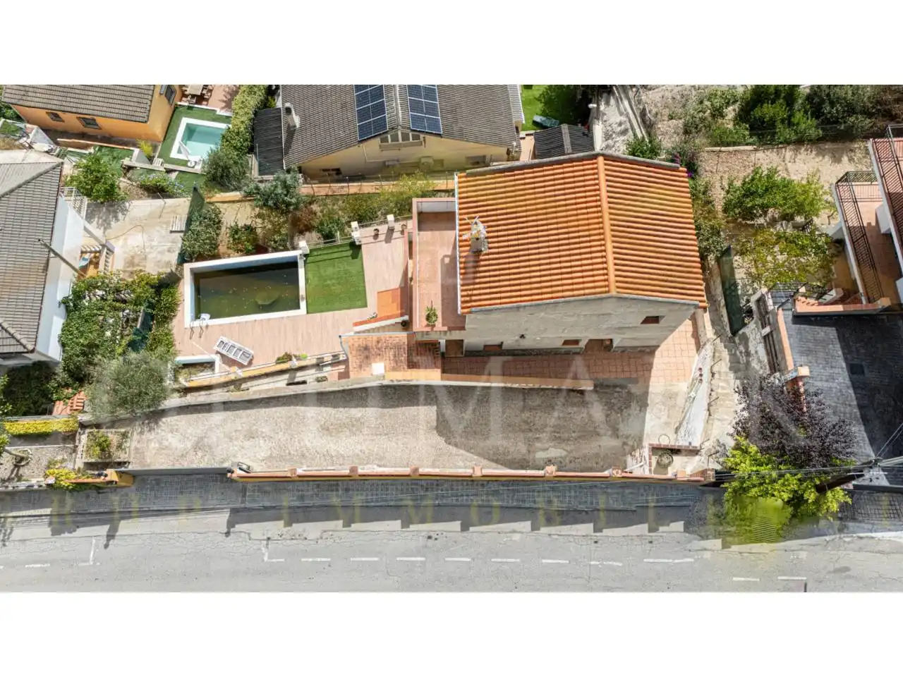 Vista exterior de Casa o chalet en venta en Corbera de Llobregat con Aire acondicionado, Calefacción y Jardín privado