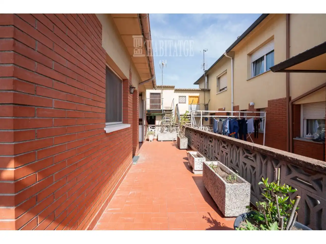 Exterior view of Houses for sale in Centelles  with Air Conditioner, Heating and Terrace