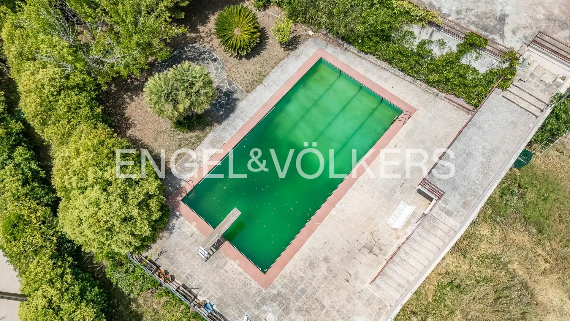 Piscina de Finca rústica en venda en Manresa amb Calefacció, Jardí privat i Terrassa