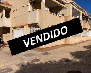 Vista exterior de Apartament en venda en Roquetas de Mar amb Aire condicionat, Calefacció i Piscina