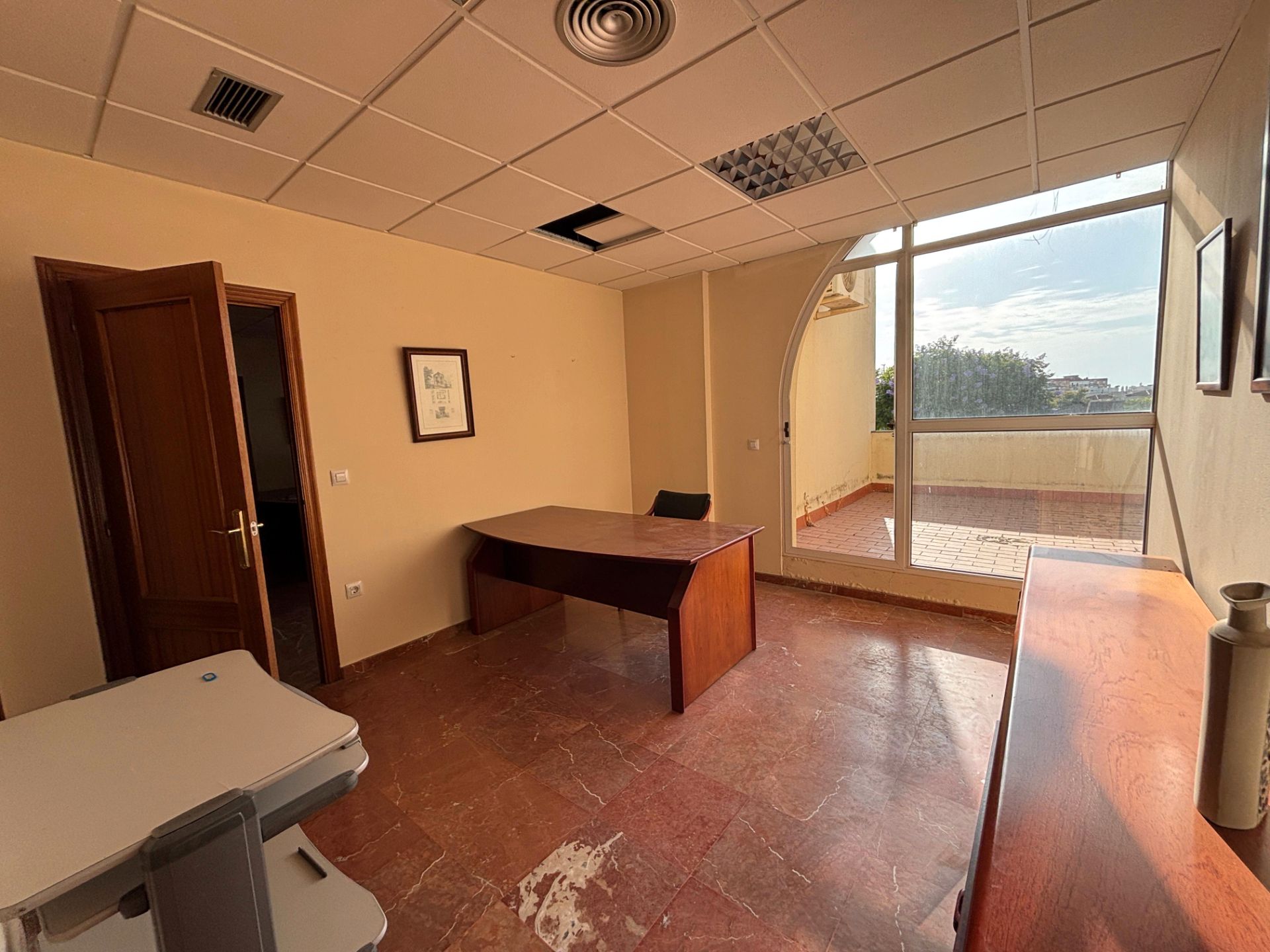 Oficina en venta en Bormujos con Aire acondicionado y Terraza