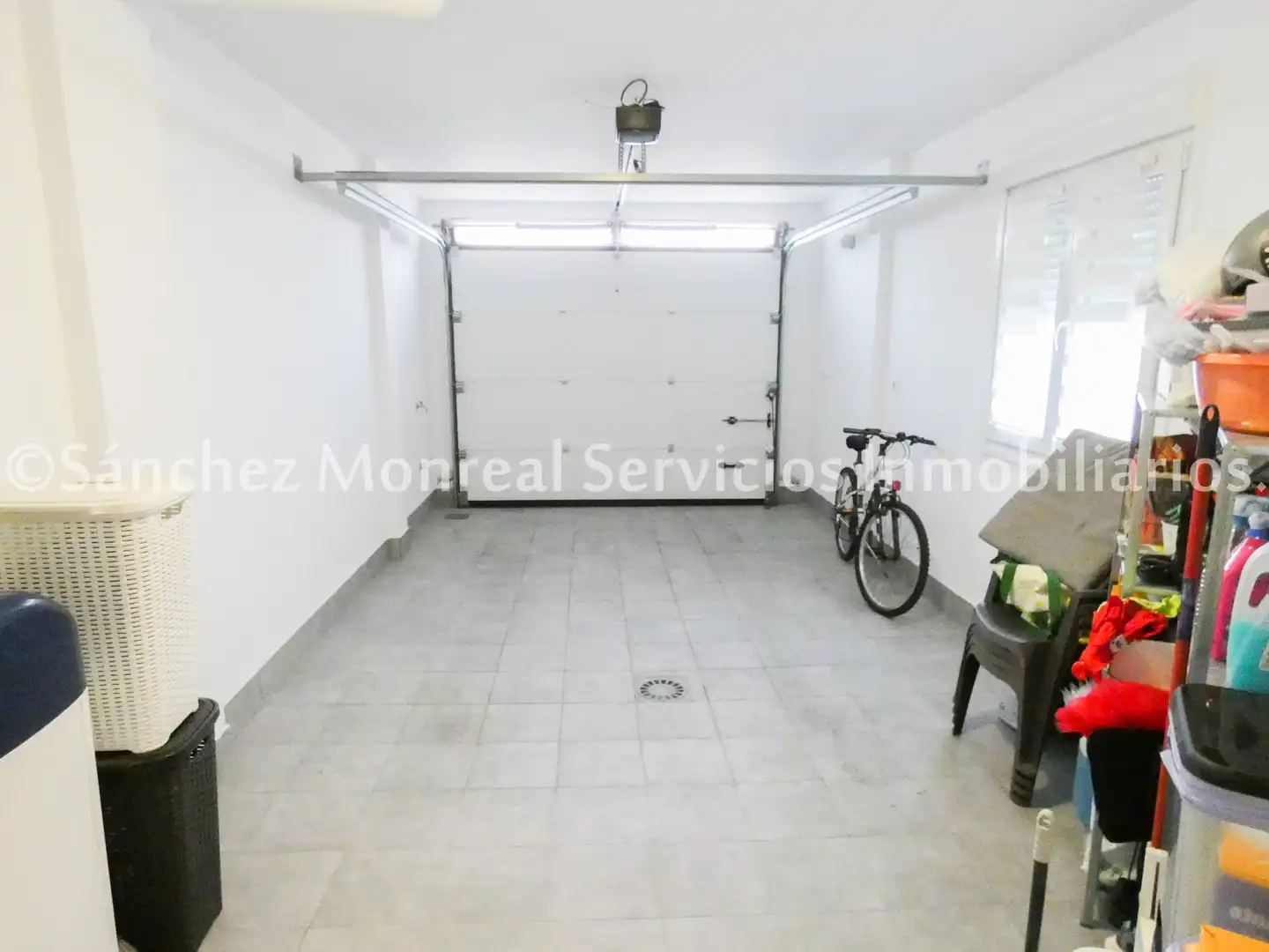 Parking de Casa o chalet en venta en Alcázar de San Juan con Aire acondicionado, Calefacción y Trastero