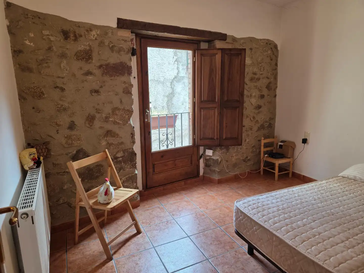 Habitación de Casa adosada en venta en Darnius con Calefacción, Terraza y Trastero