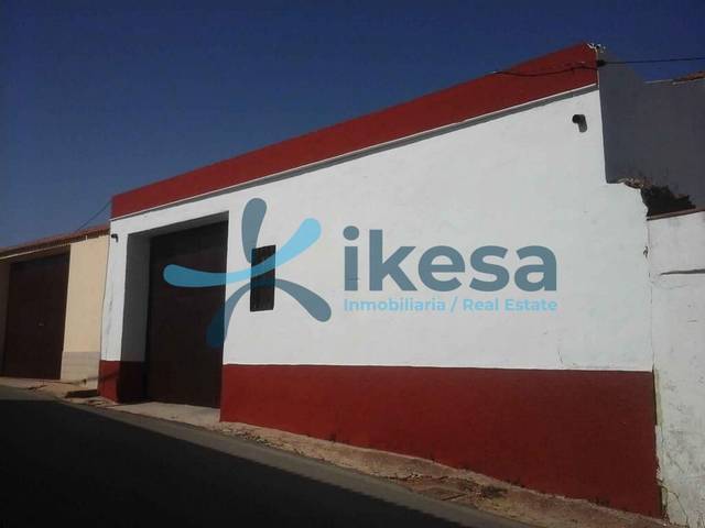 Local comercial en Venta en Calañas