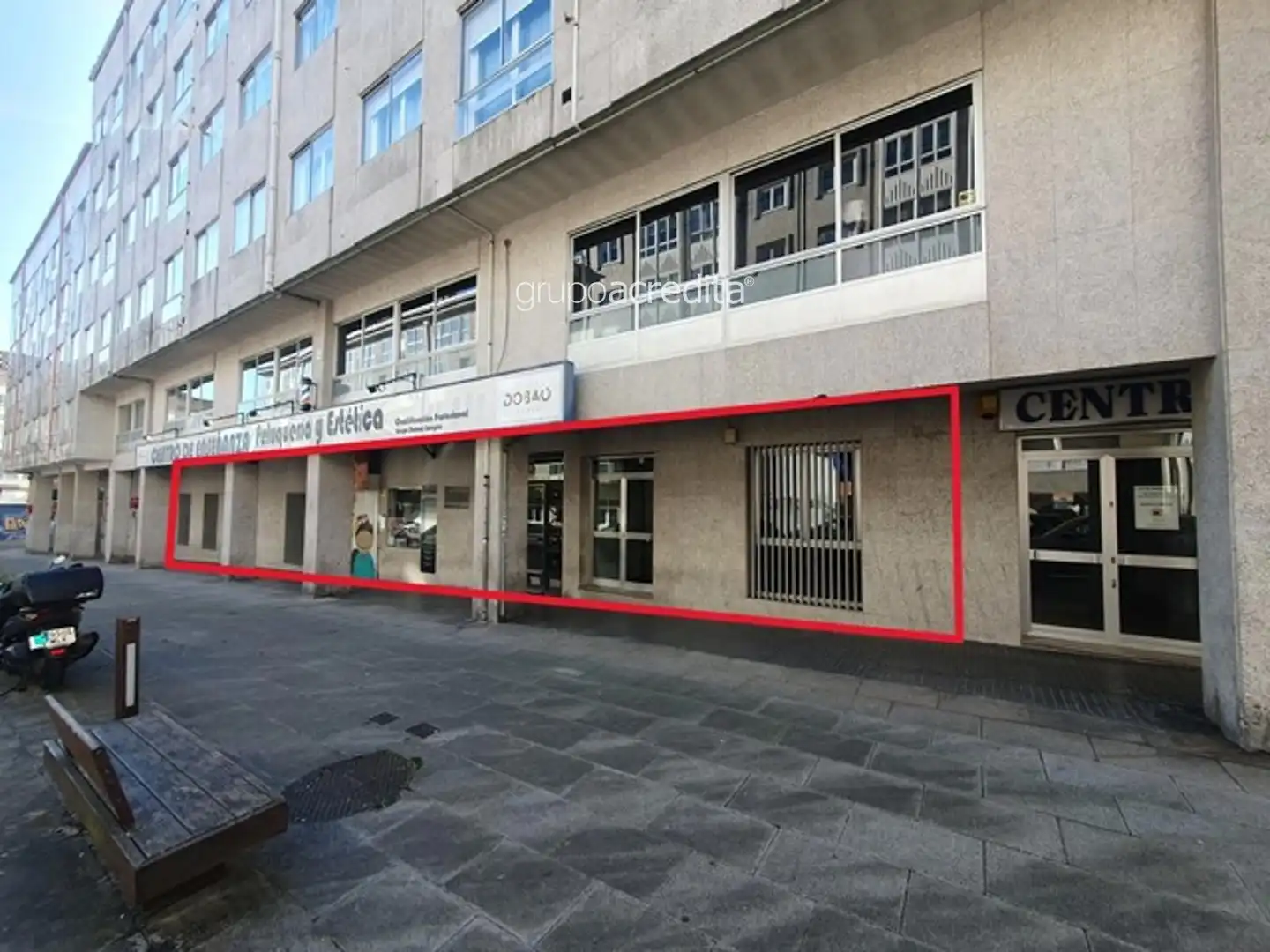 Local de lloguer a Laverde Ruíz, Ensanche - Sar