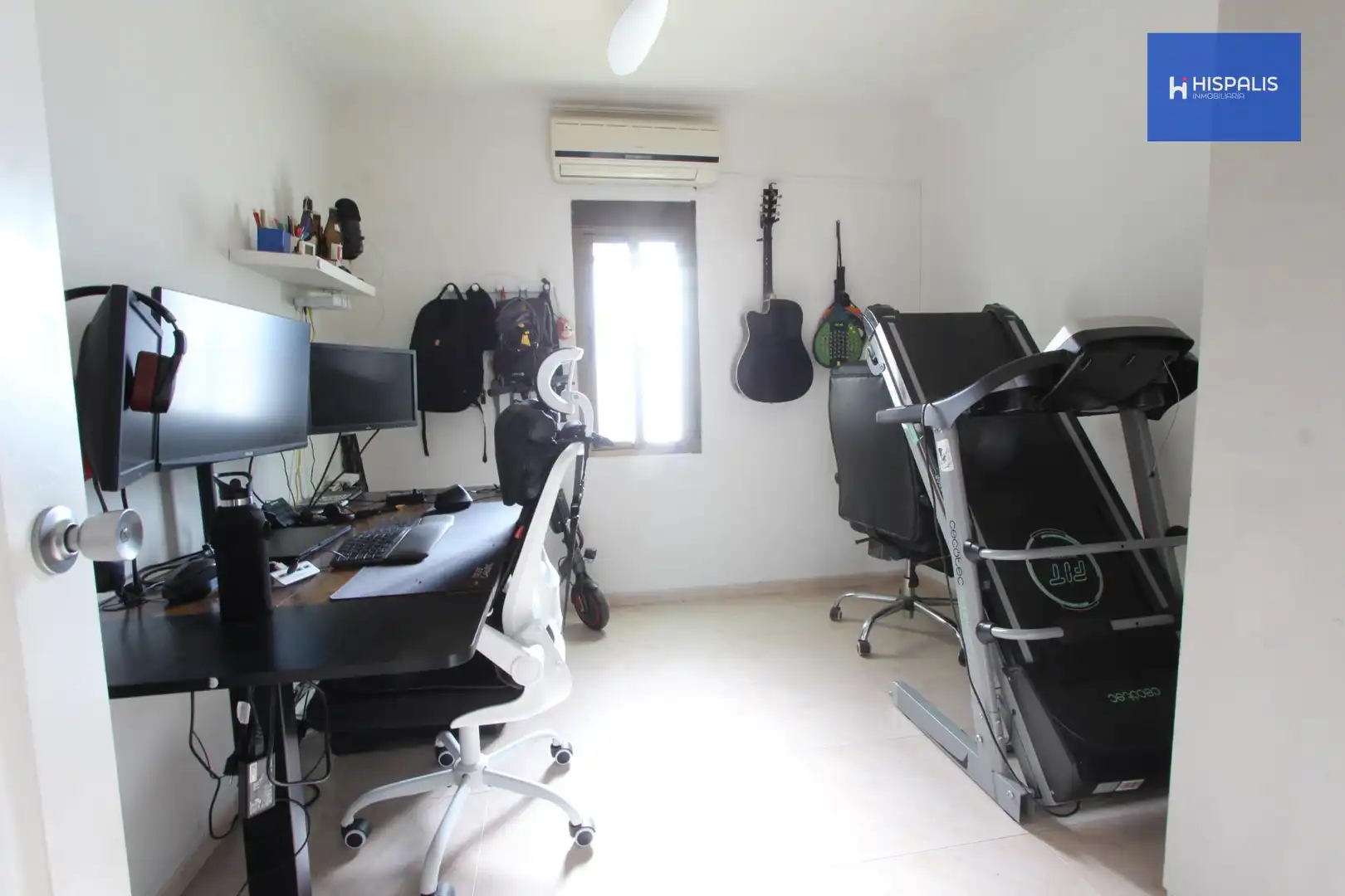 Ground floor for sale in Sevilla  with Air Conditioner and Heating