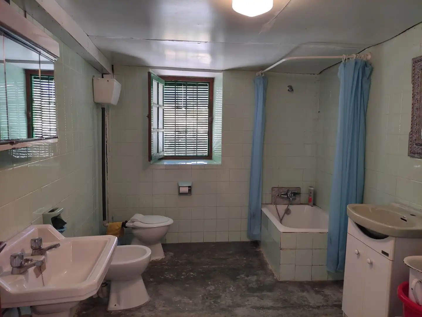 Bathroom of Houses for sale in Bielsa  with Private garden and Storage room